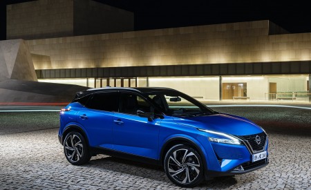 2022 Nissan Qashqai Front Three-Quarter Wallpapers  450x275 (30)