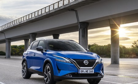 2022 Nissan Qashqai Front Three-Quarter Wallpapers  450x275 (26)