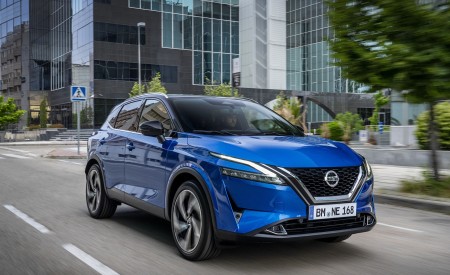 2022 Nissan Qashqai Front Three-Quarter Wallpapers 450x275 (18)