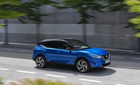 2022 Nissan Qashqai Front Three-Quarter Wallpapers 450x275 (19)