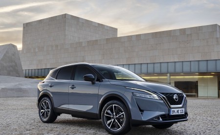 2022 Nissan Qashqai Front Three-Quarter Wallpapers 450x275 (94)