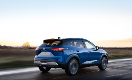 2022 Nissan Qashqai Rear Three-Quarter Wallpapers 450x275 (121)