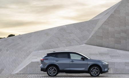 2022 Nissan Qashqai Side Wallpapers 450x275 (96)