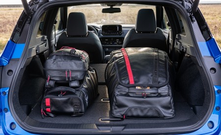 2022 Nissan Qashqai Trunk Wallpapers 450x275 (199)
