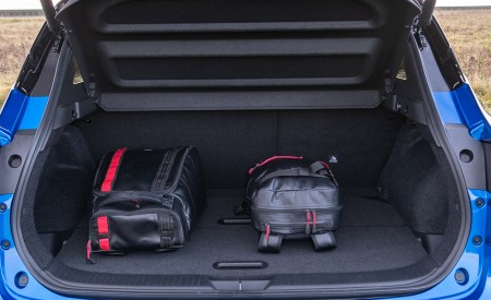 2022 Nissan Qashqai Trunk Wallpapers 450x275 (201)