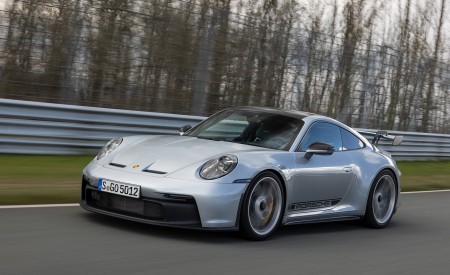 2022 Porsche 911 GT3 (Color: Dolomite Silver Metallic) Front Three-Quarter Wallpapers 450x275 (206)