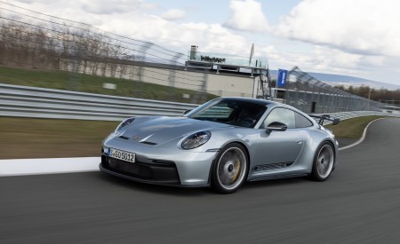 2022 Porsche 911 GT3 (Color: Dolomite Silver Metallic) Front Three-Quarter Wallpapers 450x275 (207)