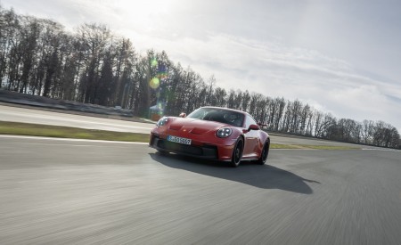 2022 Porsche 911 GT3 (Color: Guards Red) Front Wallpapers 450x275 (17)