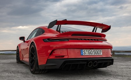 2022 Porsche 911 GT3 (Color: Guards Red) Rear Three-Quarter Wallpapers 450x275 (38)