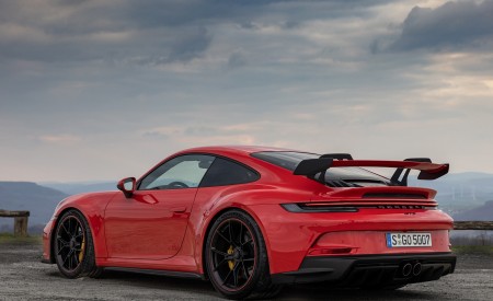2022 Porsche 911 GT3 (Color: Guards Red) Rear Three-Quarter Wallpapers 450x275 (41)