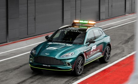 2021 Aston Martin DBX Formula 1 Medical Car Front Three-Quarter Wallpapers 450x275 (6)