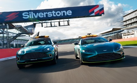 2021 Aston Martin DBX Formula 1 Medical Car Front Wallpapers 450x275 (3)