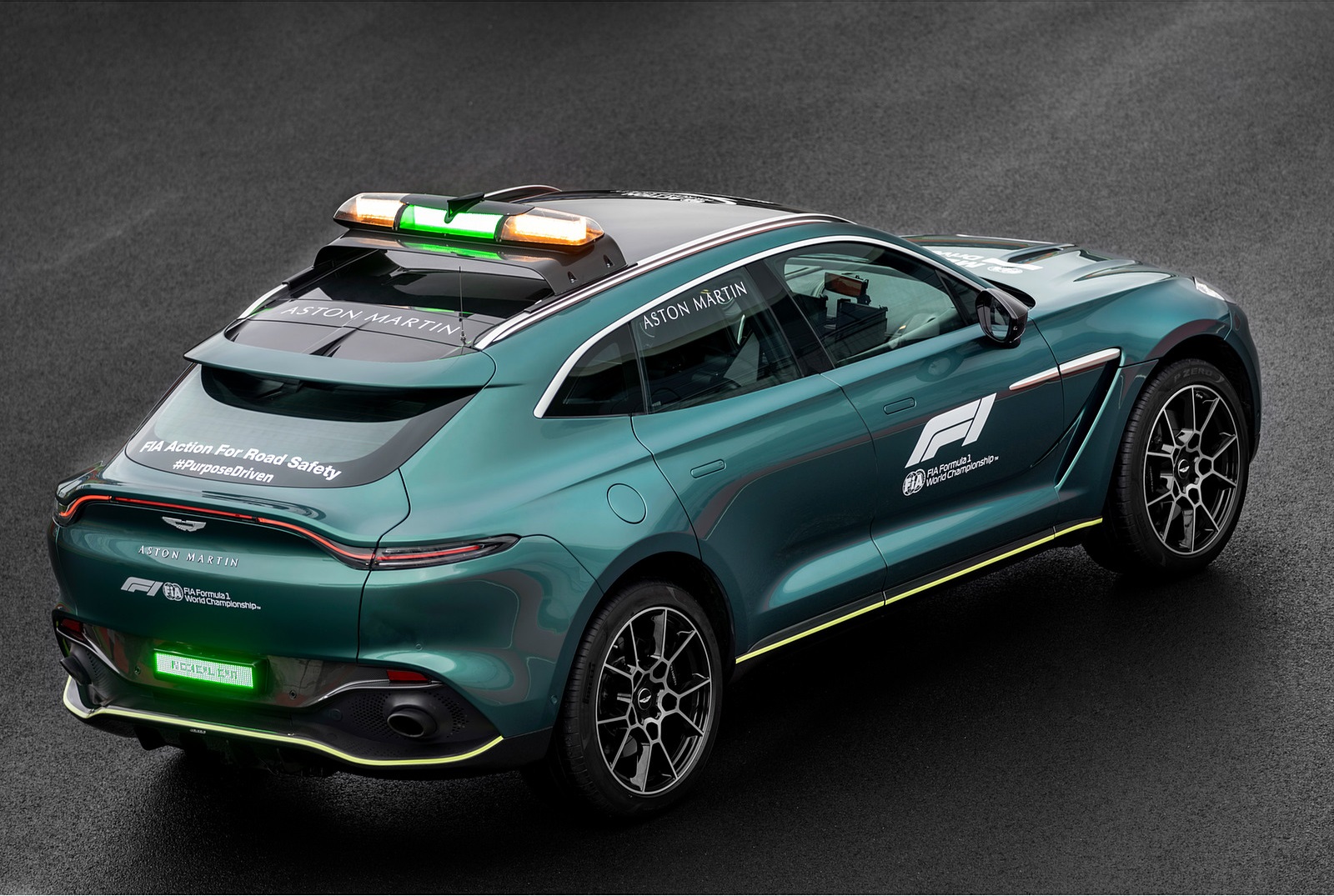 2021 Aston Martin DBX Formula 1 Medical Car Rear Three-Quarter Wallpapers (11)