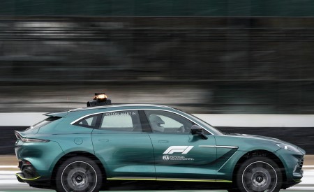 2021 Aston Martin DBX Formula 1 Medical Car Side Wallpapers 450x275 (5)