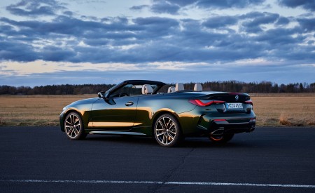 2021 BMW 4 Series Convertible Rear Three-Quarter Wallpapers  450x275 (76)