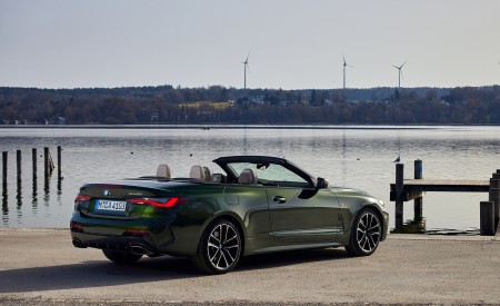 2021 BMW 4 Series Convertible Rear Three-Quarter Wallpapers 450x275 (104)