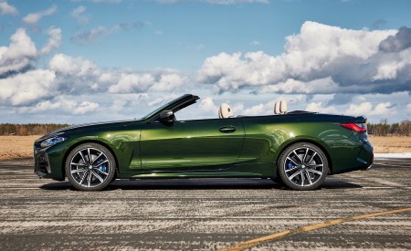 2021 BMW 4 Series Convertible Side Wallpapers 450x275 (113)