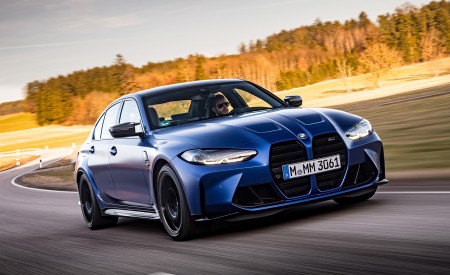 2021 BMW M3 Competition Sedan (Color: Frozen Portimao Blue Metallic) Front Three-Quarter Wallpapers 450x275 (51)