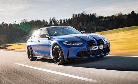 2021 BMW M3 Competition Sedan (Color: Frozen Portimao Blue Metallic) Front Three-Quarter Wallpapers 450x275 (40)