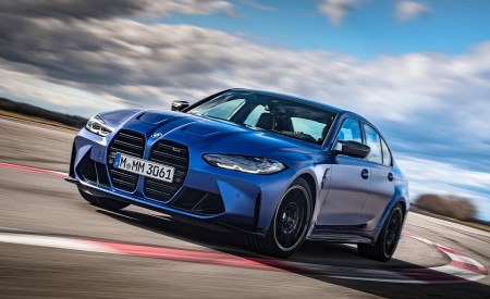 2021 BMW M3 Competition Sedan (Color: Frozen Portimao Blue Metallic) Front Three-Quarter Wallpapers 450x275 (28)