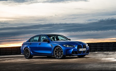 2021 BMW M3 Competition Sedan (Color: Frozen Portimao Blue Metallic) Front Three-Quarter Wallpapers 450x275 (67)