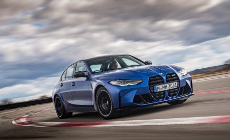 2021 BMW M3 Competition Sedan (Color: Frozen Portimao Blue Metallic) Front Three-Quarter Wallpapers 450x275 (34)