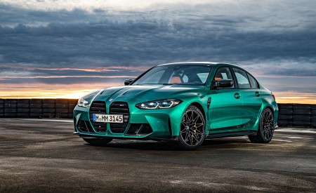 2021 BMW M3 Competition Sedan (Color: Isle of Men Green) Front Three-Quarter Wallpapers 450x275 (142)