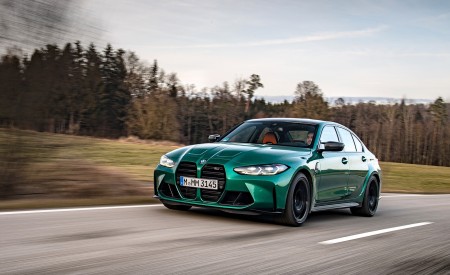 2021 BMW M3 Competition Sedan (Color: Isle of Men Green) Front Three-Quarter Wallpapers 450x275 (125)