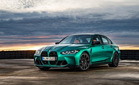 2021 BMW M3 Competition Sedan (Color: Isle of Men Green) Front Three-Quarter Wallpapers 450x275 (145)