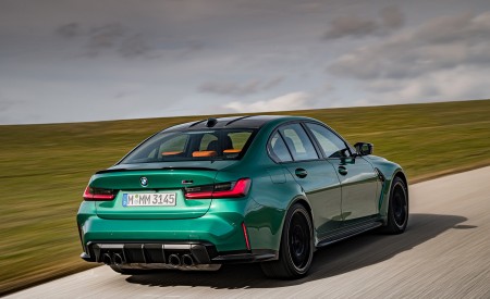 2021 BMW M3 Competition Sedan (Color: Isle of Men Green) Rear Three-Quarter Wallpapers 450x275 (136)