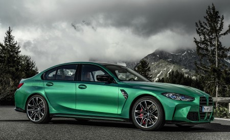 2021 BMW M3 Sedan Front Three-Quarter Wallpapers  450x275 (19)