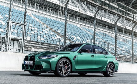 2021 BMW M3 Sedan Front Three-Quarter Wallpapers 450x275 (195)