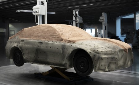 2021 BMW M3 Sedan Making Of Wallpapers  450x275 (266)