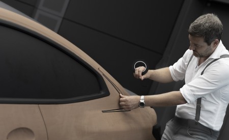 2021 BMW M3 Sedan Making Of Wallpapers  450x275 (268)