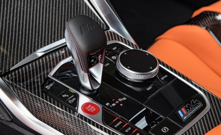 2021 BMW M4 Competition Coupe (Color: Portimao Blue) Central Console Wallpapers 450x275 (80)