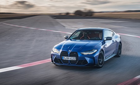 2021 BMW M4 Competition Coupe (Color: Portimao Blue) Front Wallpapers 450x275 (29)