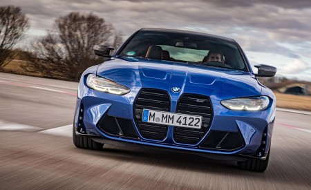 2021 BMW M4 Competition Coupe (Color: Portimao Blue) Front Wallpapers 450x275 (30)