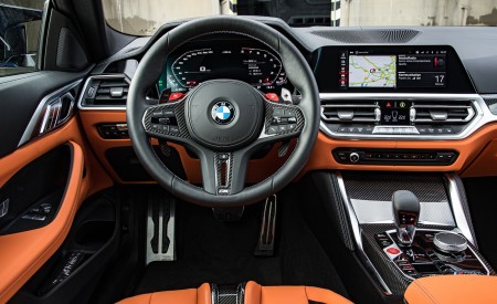2021 BMW M4 Competition Coupe (Color: Portimao Blue) Interior Wallpapers 450x275 (78)