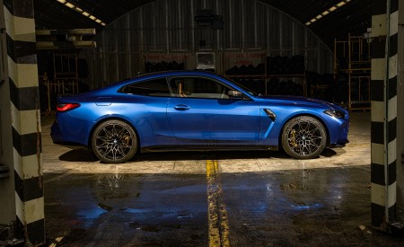 2021 BMW M4 Competition Coupe (Color: Portimao Blue) Side Wallpapers 450x275 (58)