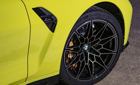 2021 BMW M4 Competition Coupe (Color: Sao Paulo Yellow) Wheel Wallpapers 450x275 (109)