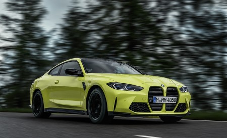 2021 BMW M4 Coupe Competition Front Three-Quarter Wallpapers 450x275 (7)