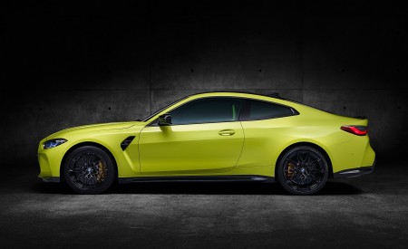 2021 BMW M4 Coupe Competition Side Wallpapers 450x275 (180)