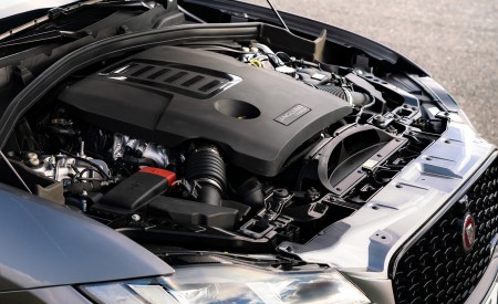 2021 Jaguar F-PACE P400 MHEV Engine Wallpapers 450x275 (17)