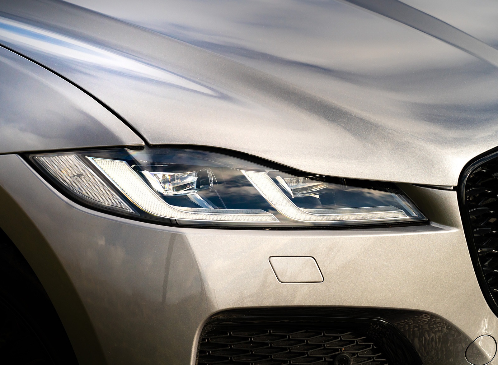 2021 Jaguar F-PACE P400 MHEV Headlight Wallpapers (15)