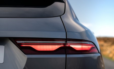 2021 Jaguar F-PACE P400 MHEV Tail Light Wallpapers 450x275 (16)