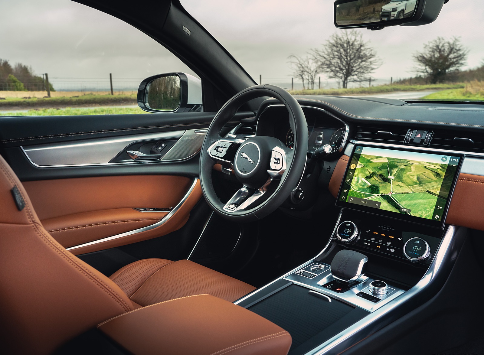 2021 Jaguar XF P300 R-Dynamic SE Interior Wallpapers #25 of 30