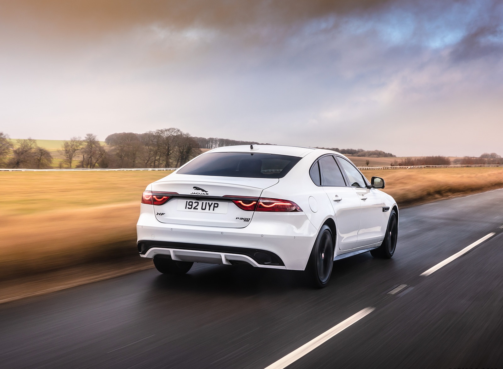 2021 Jaguar XF P300 R-Dynamic SE Rear Three-Quarter Wallpapers #5 of 30