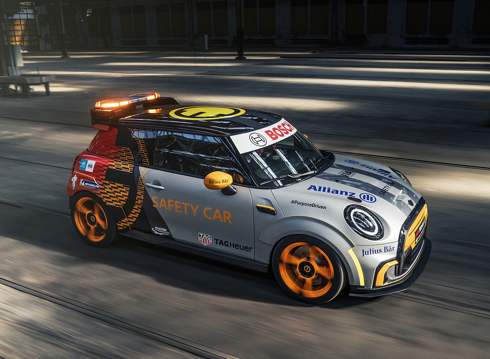 2021 MINI Electric Pacesetter Front Three-Quarter Wallpapers  (3)