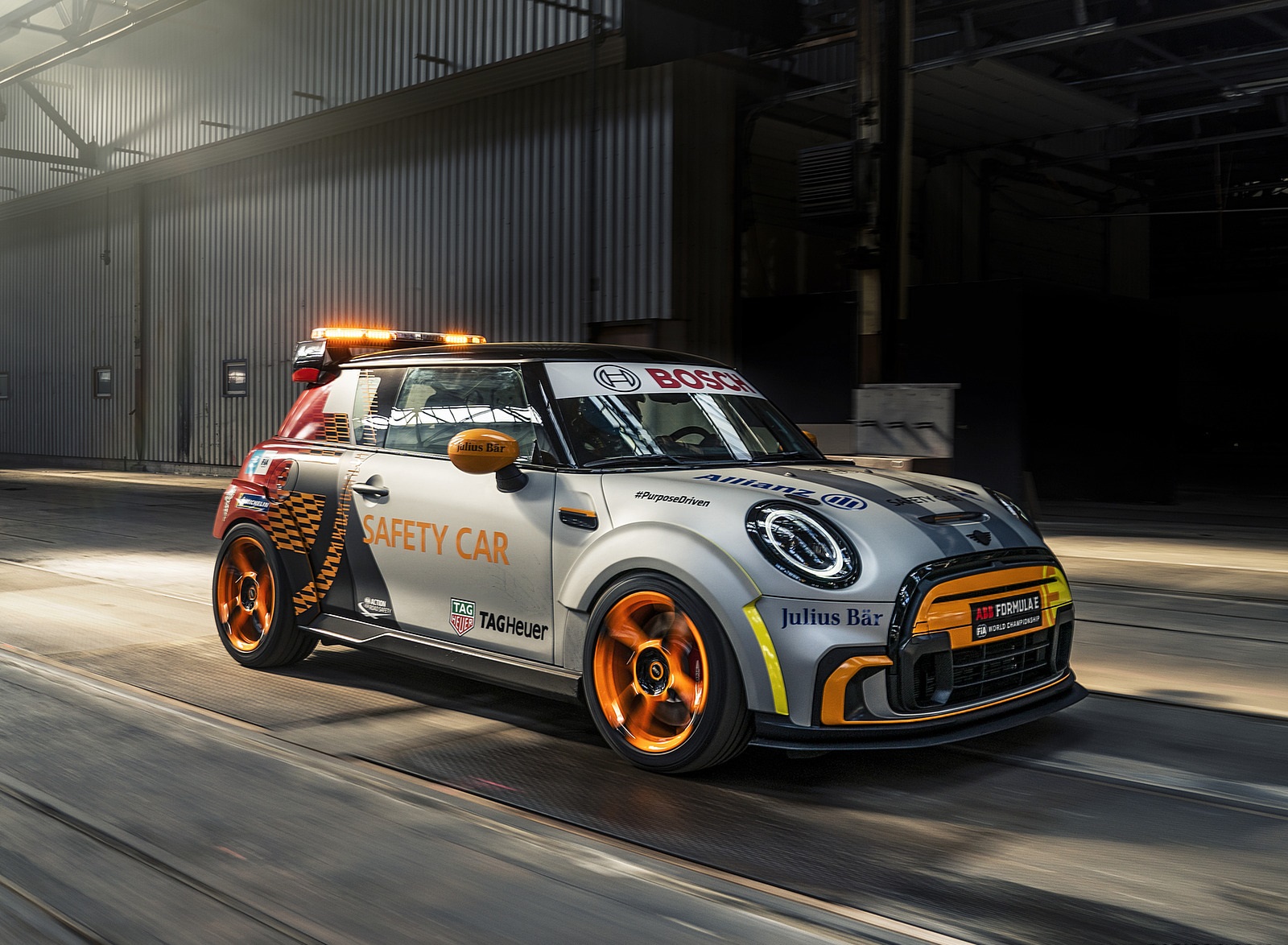 2021 MINI Electric Pacesetter Front Three-Quarter Wallpapers (1)