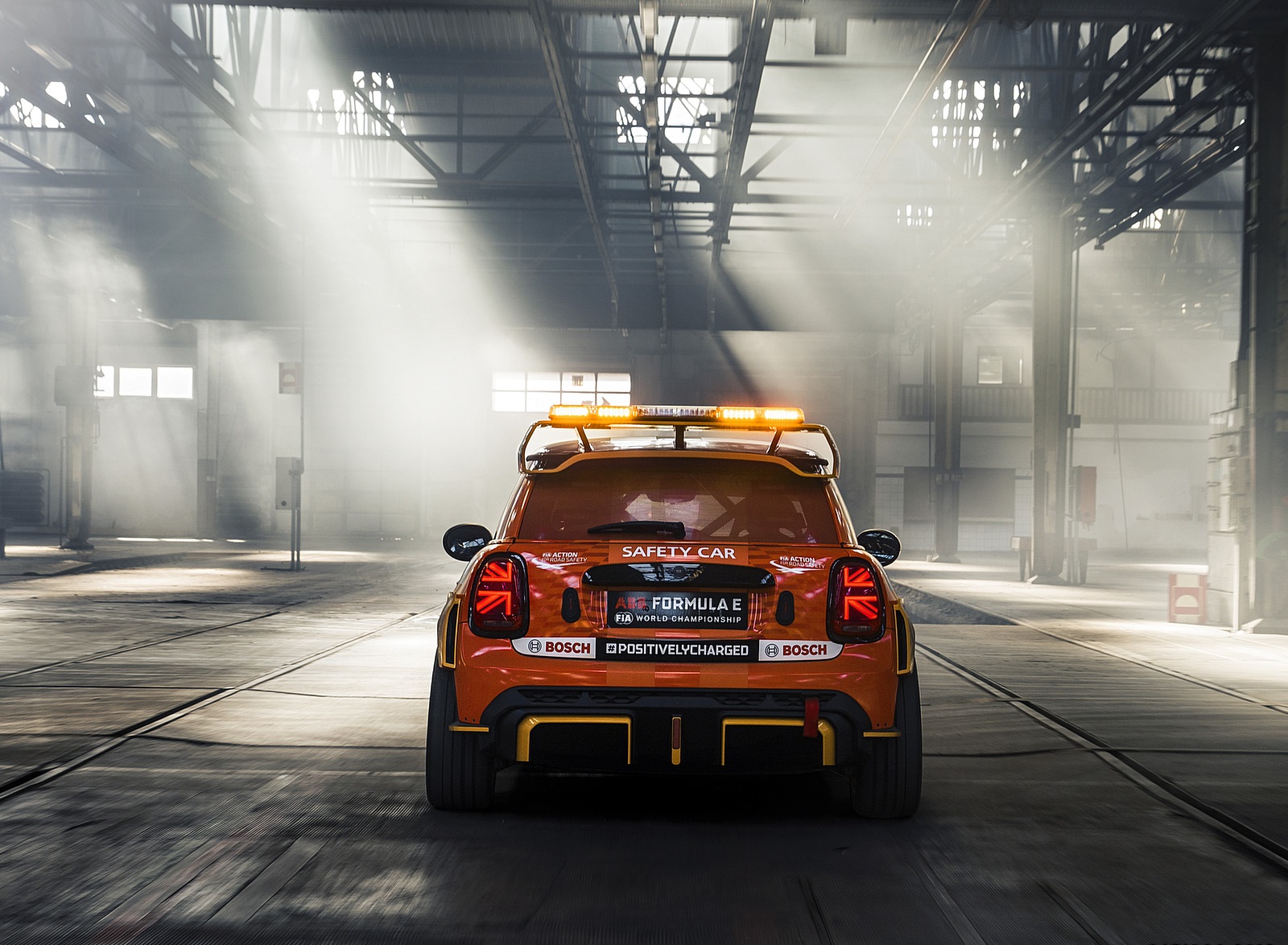 2021 MINI Electric Pacesetter Rear Wallpapers (12)